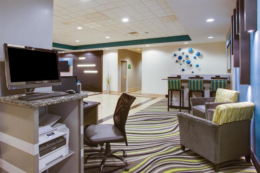 Fairfield Inn & Suites By Marriott Virginia Beach/Norfolk Airport Exterior photo