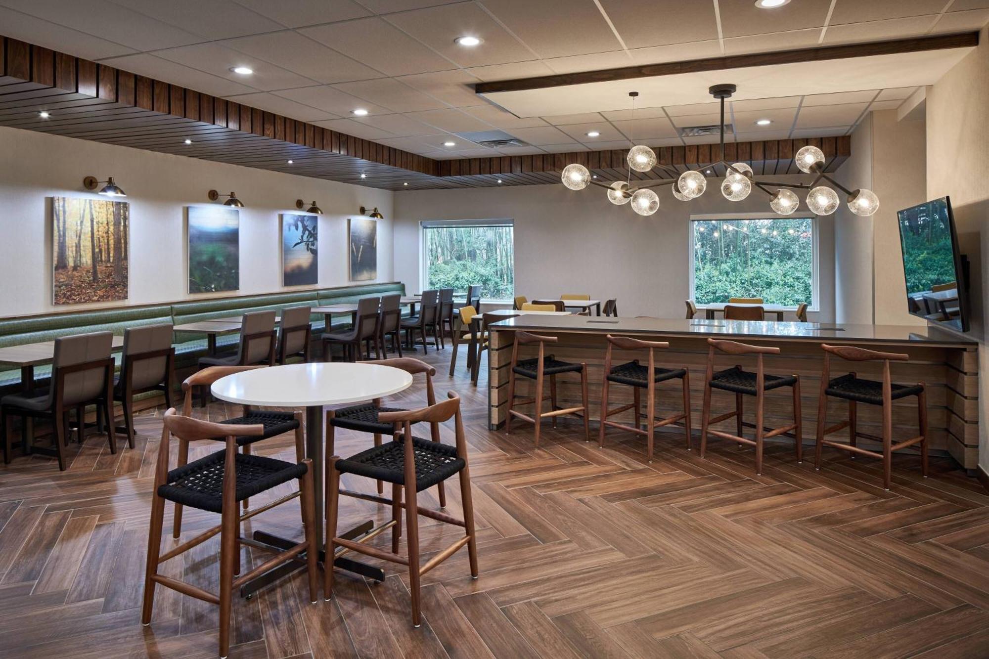 Fairfield Inn & Suites By Marriott Virginia Beach/Norfolk Airport Exterior photo