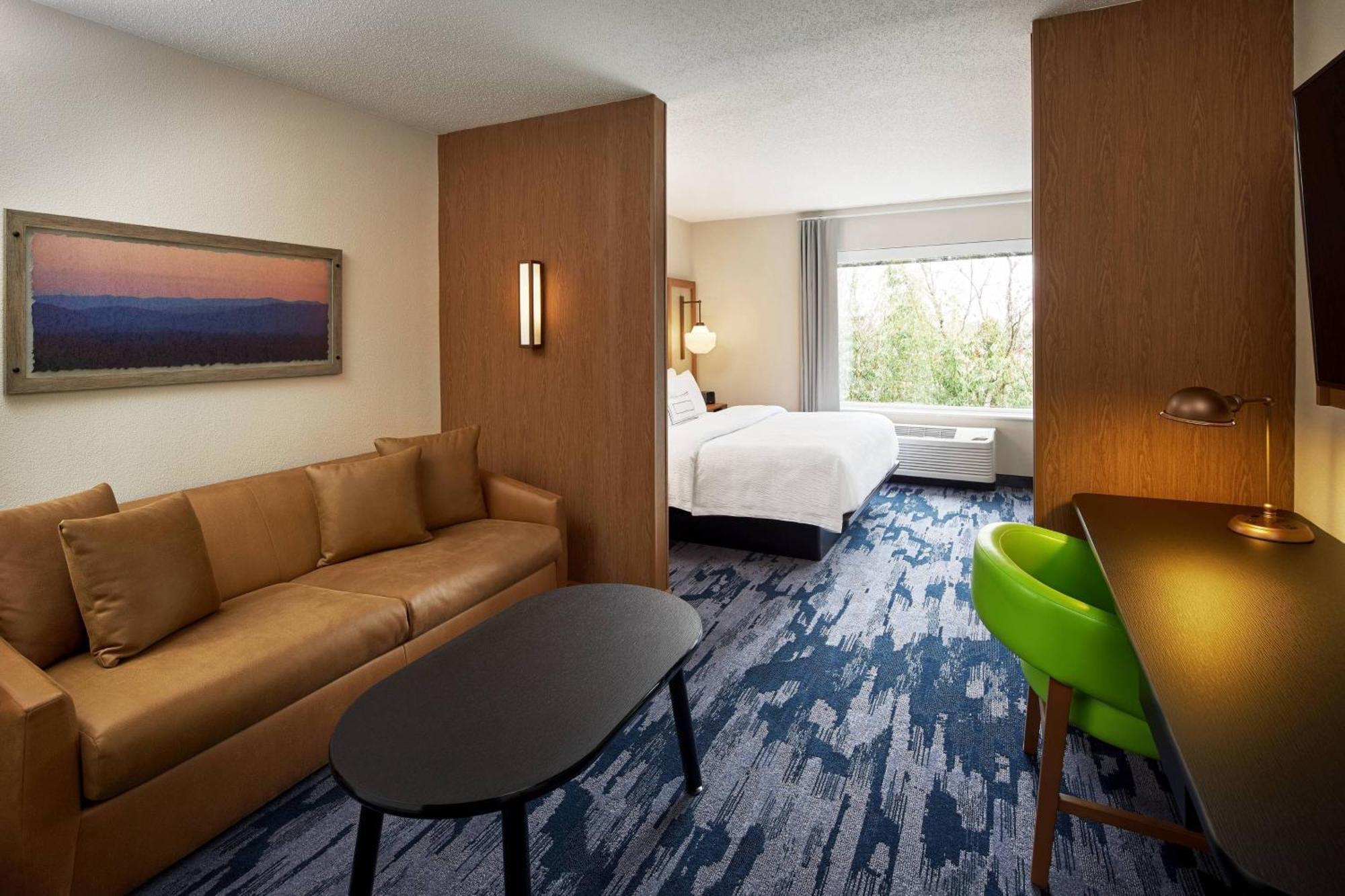 Fairfield Inn & Suites By Marriott Virginia Beach/Norfolk Airport Exterior photo