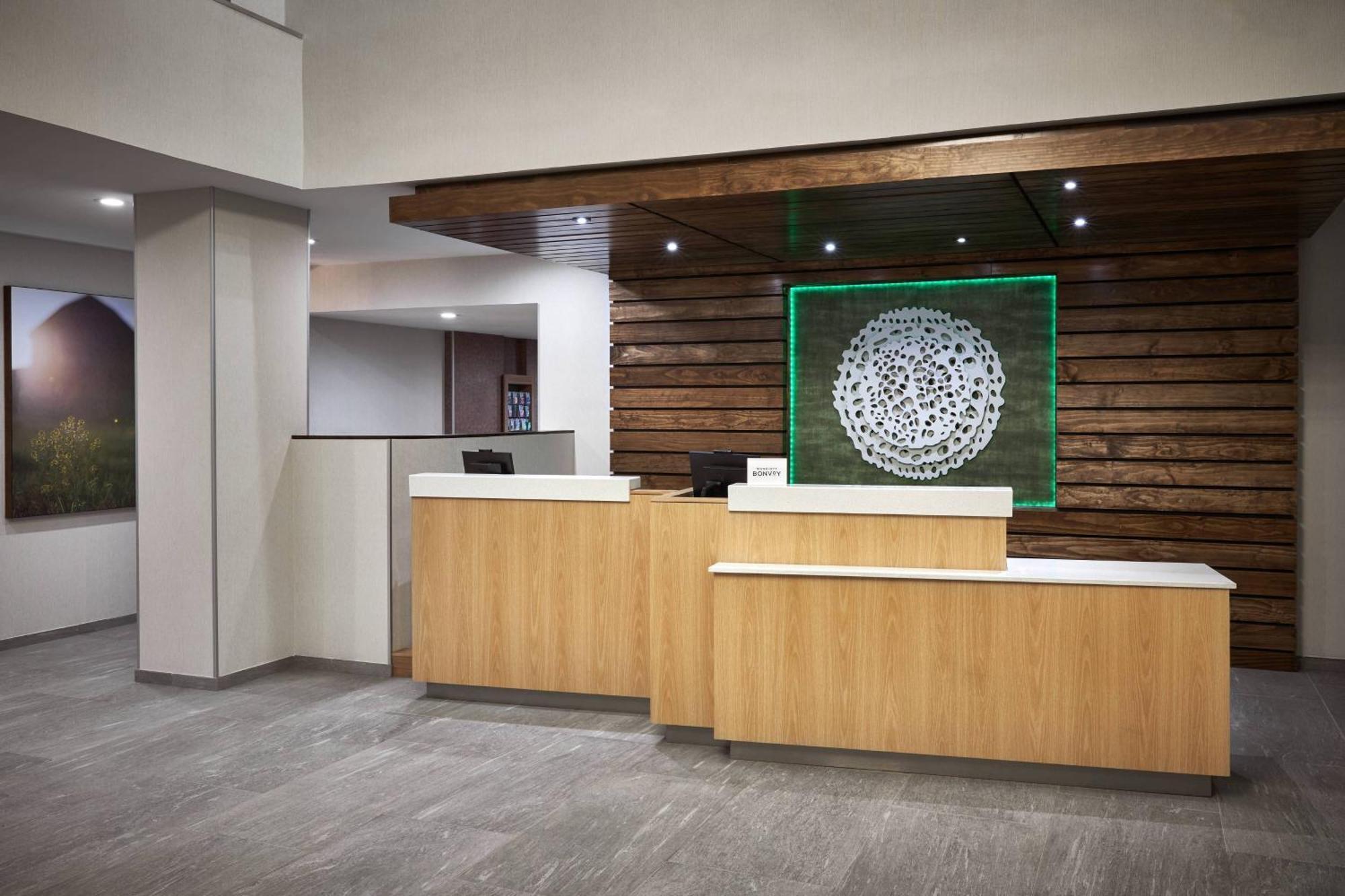 Fairfield Inn & Suites By Marriott Virginia Beach/Norfolk Airport Exterior photo
